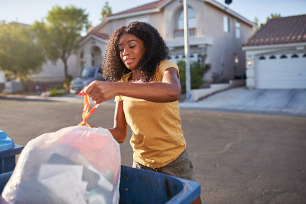 Best Trash Removal Near Me  in Vassar, MI